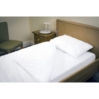 wwp fluid proof wipeclean bedding pillow